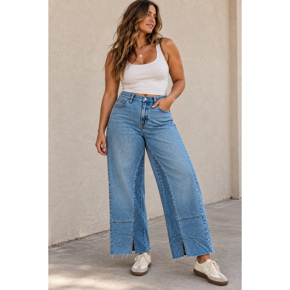 Old Navy Baggy Wide Leg Jeans High Rise Light Wash Paneled Raw Hem Size 10 Tall